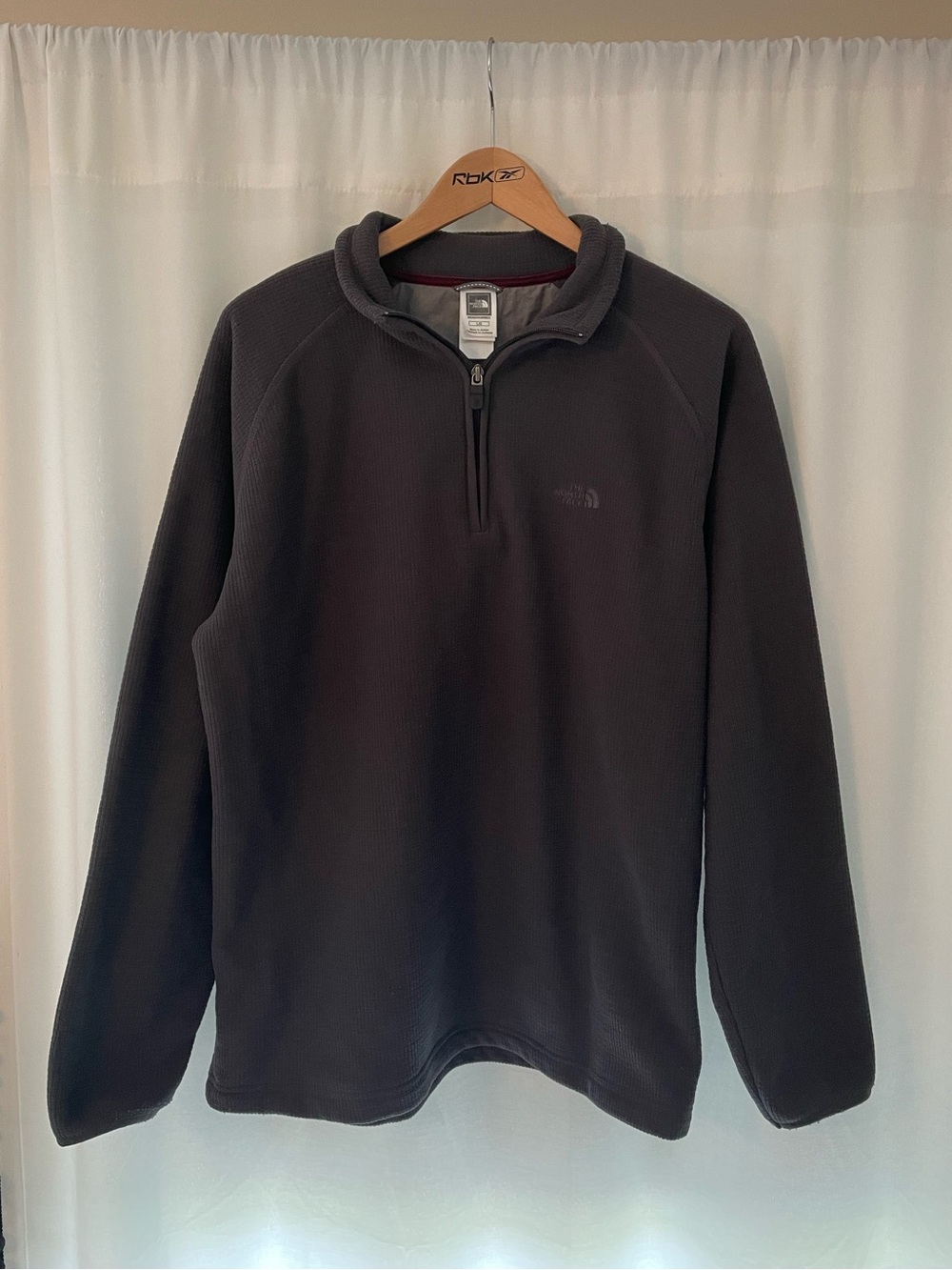 The North Face gray 1/4 zip pullover grid waffle fleece men’s L large TNF